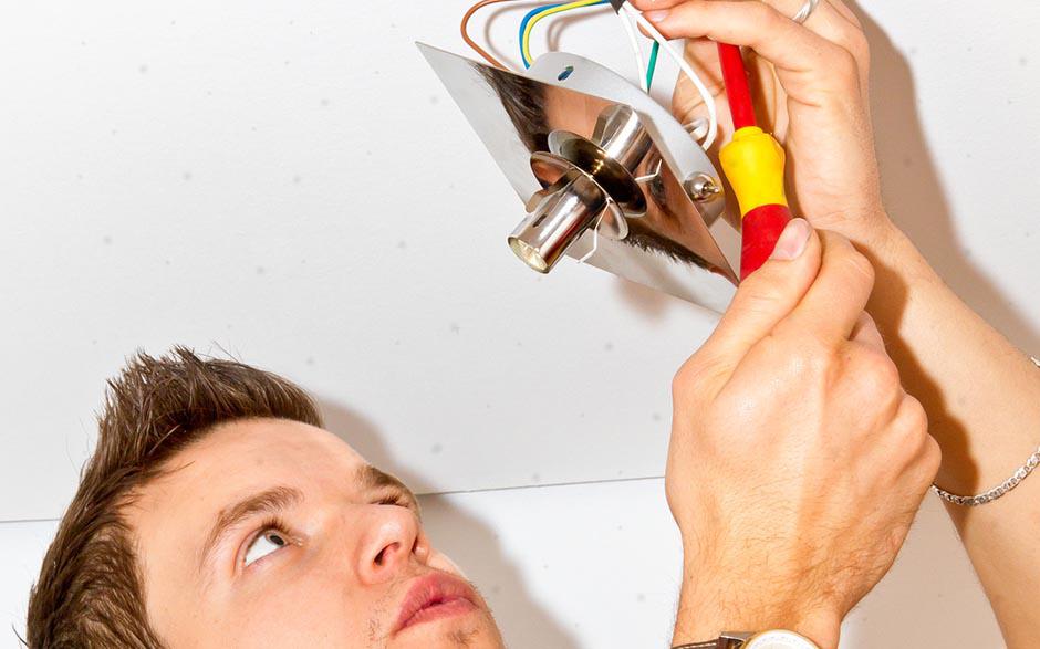 besoin d'un électricien Maule